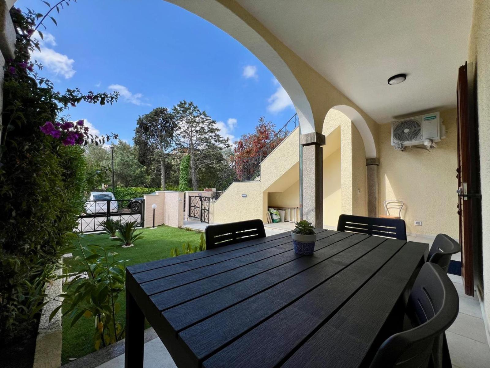 Apartment Grecale House